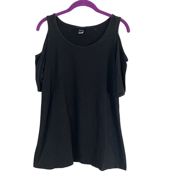 Torrid Top Women 1X Black Pullover Red Ombre Cold Shoulder Office Neutral Retro - Picture 1 of 8